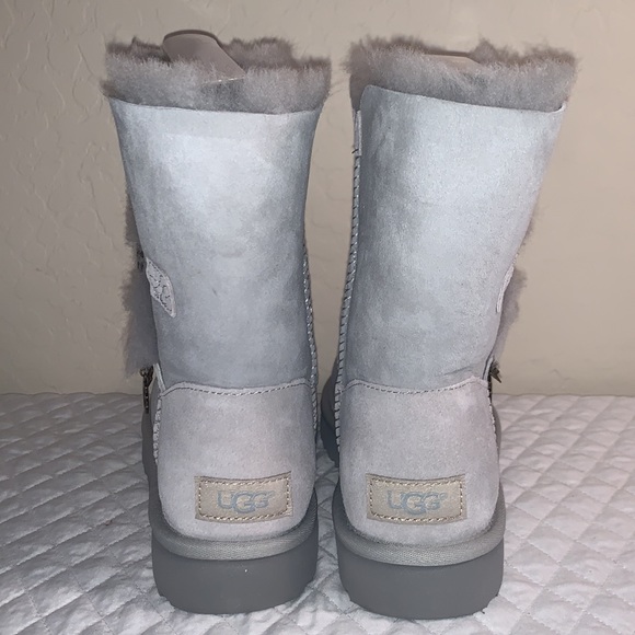 UGG SIZE 6 BRAND NEW IN BOX AZALEA CHARM GORGEOUS BOOTS - Picture 5 of 15